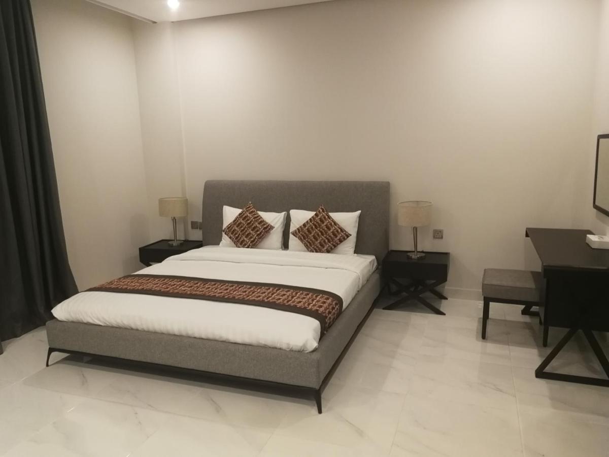 Infinity Juffair Suites Manama Extérieur photo