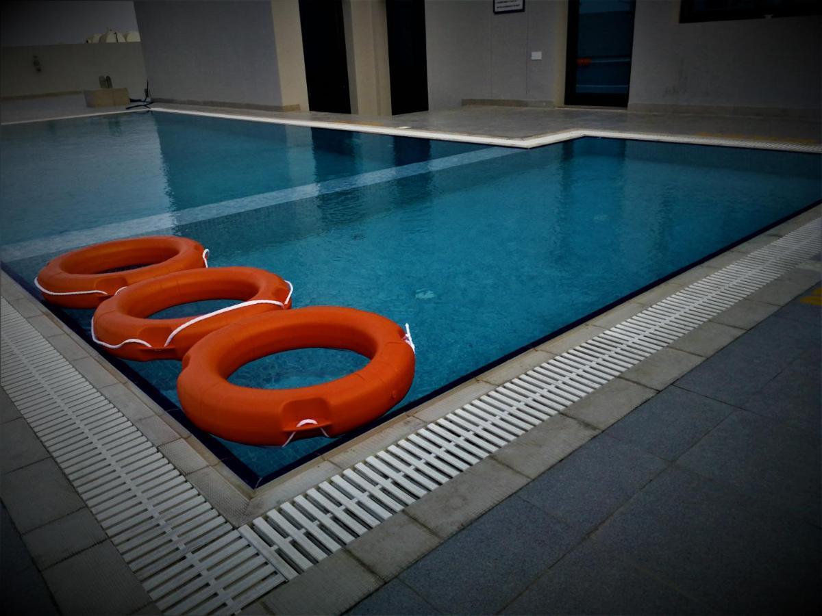 Infinity Juffair Suites Manama Extérieur photo