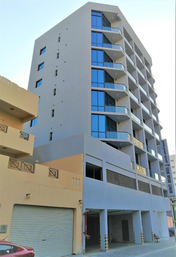 Infinity Juffair Suites Manama Extérieur photo