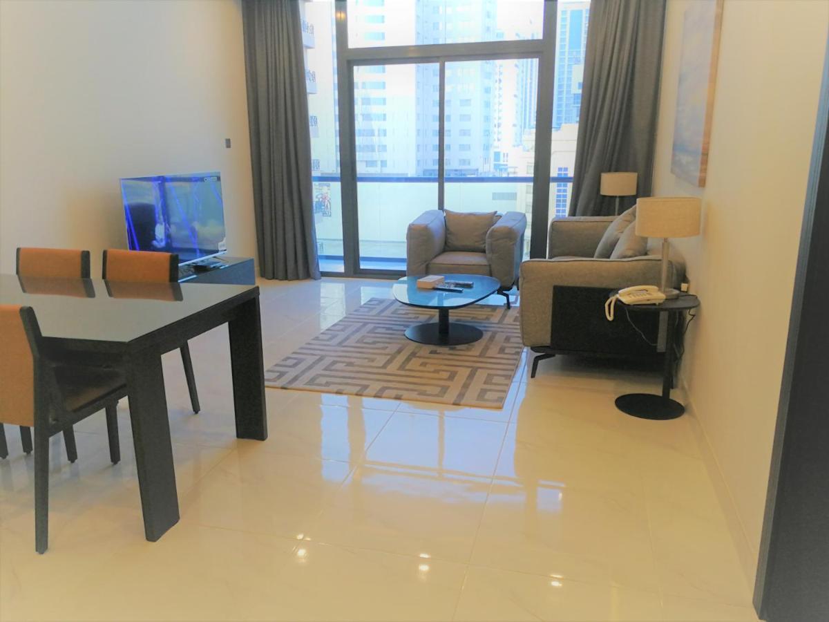 Infinity Juffair Suites Manama Extérieur photo