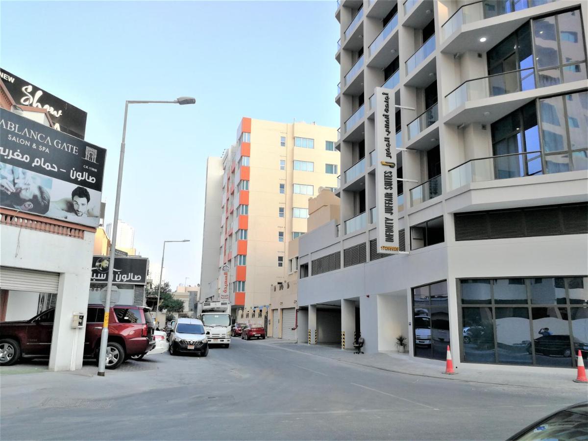 Infinity Juffair Suites Manama Extérieur photo